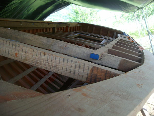 [Immagine: 20091015103244_costruzione3.jpg]