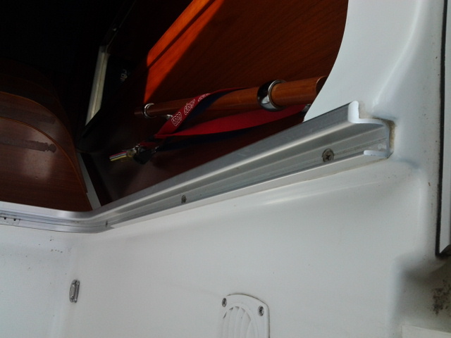 [Immagine: 2013413132044_20130413_131125.jpg]