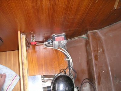 [Immagine: 2010679322_gas1.jpg]