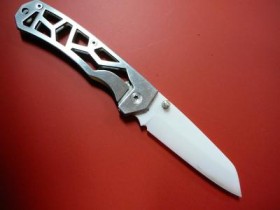 [Immagine: 2010131134914_ceramicknifefolding.jpg]