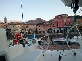 [Immagine: 2011412165139_020.jpg]