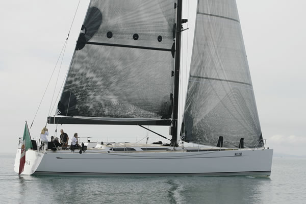 [Immagine: 201244124055_b61.jpg]