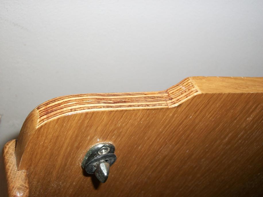 [Immagine: 20125914515_tavolo1.JPG]