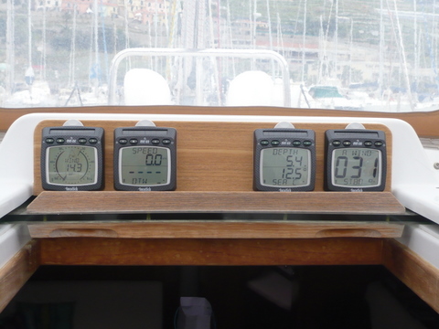 [Immagine: 201041811596_L1000677-1.JPG]