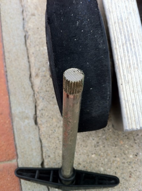 [Immagine: 2012116232244_c3.jpg]