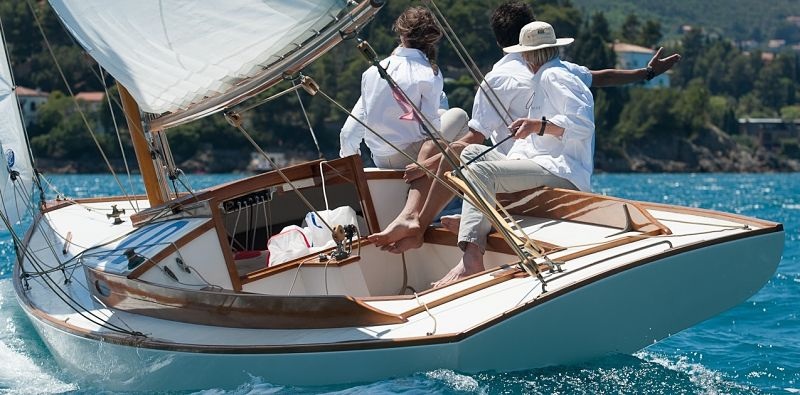 [Immagine: 2013772177_image.jpg]