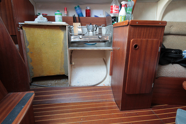 [Immagine: 2012116224221_frigo_02.jpg]