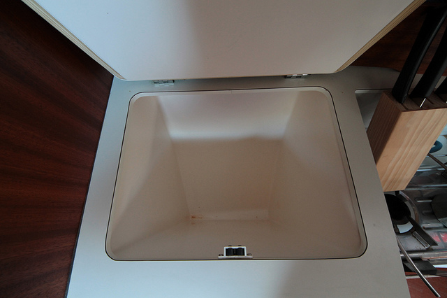 [Immagine: 201211622531_frigo_03.jpg]
