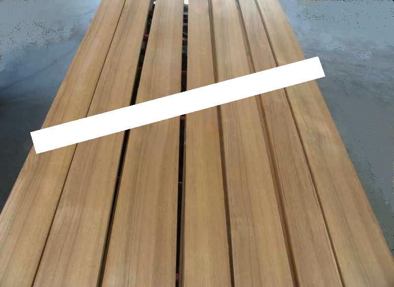 [Immagine: 2010122422429_teak.jpg]
