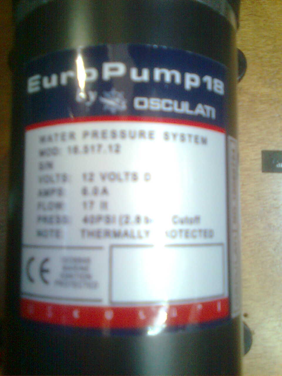[Immagine: 2010956585_2.jpg]