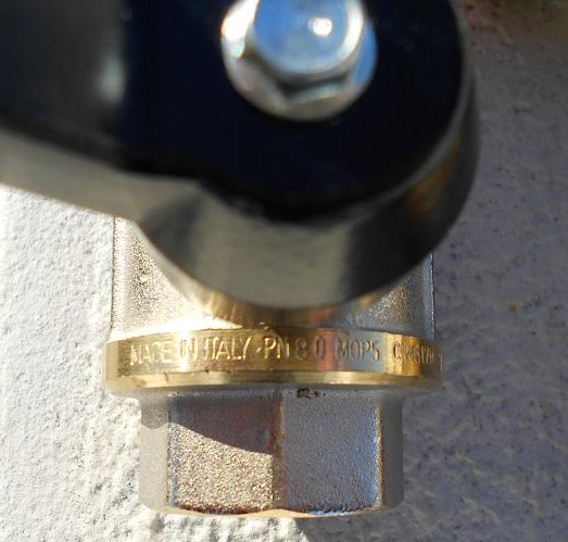 [Immagine: 20121229192730_DSCN0279.JPG]