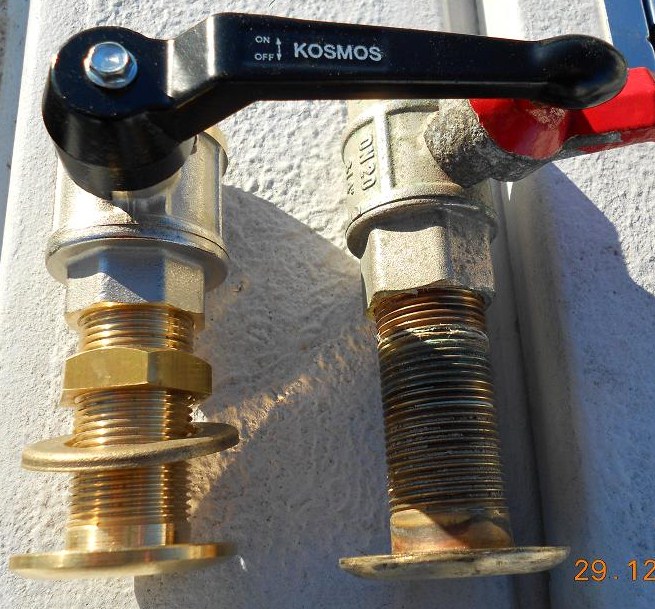 [Immagine: 20121229192955_DSCN0281.JPG]