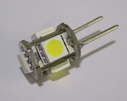 [Immagine: 20121274550_led.jpg]